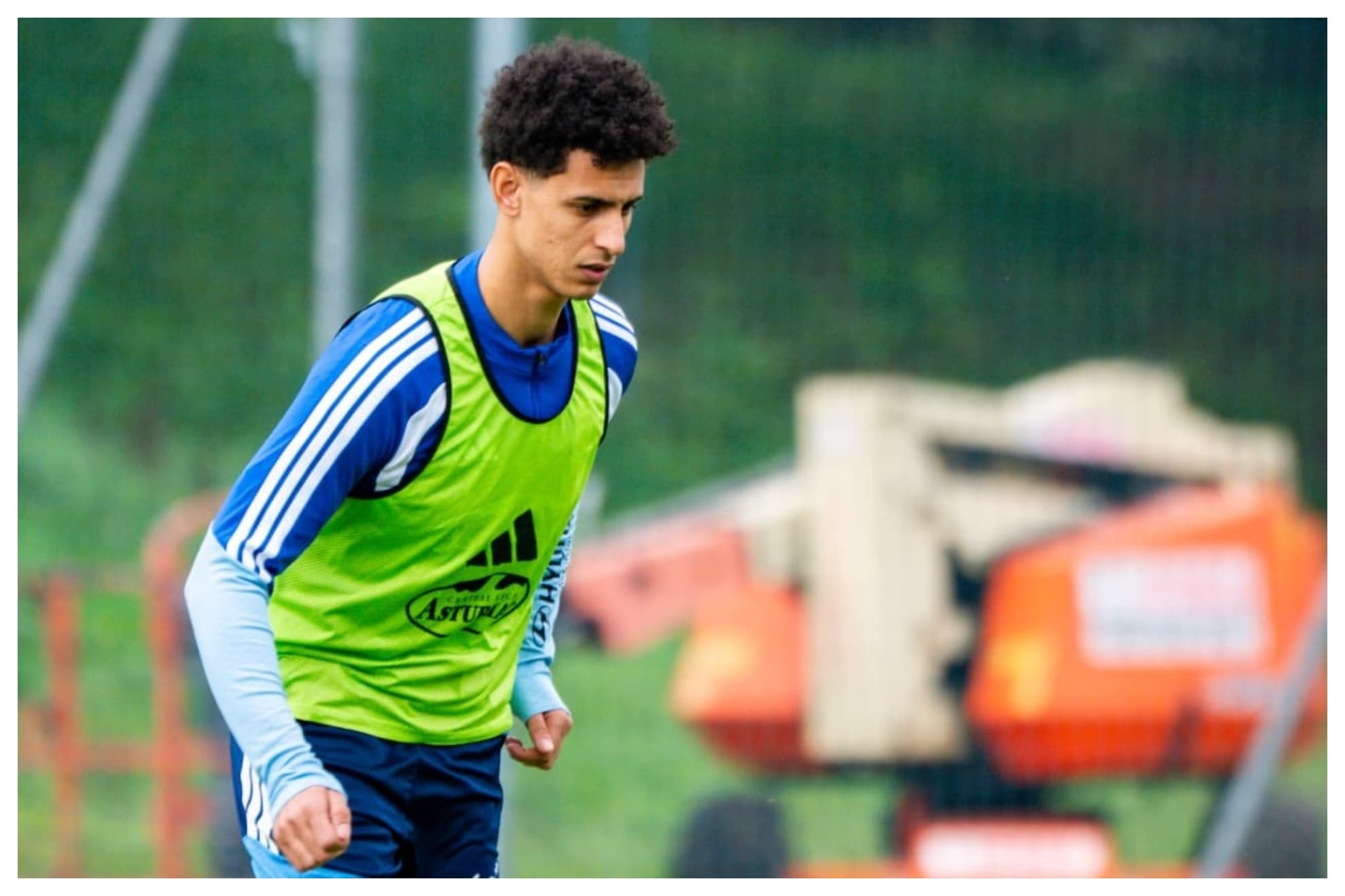 Ilyas Chaira por fin está de vuelta, pero el Oviedo sigue pendiente de Youness y Aisar