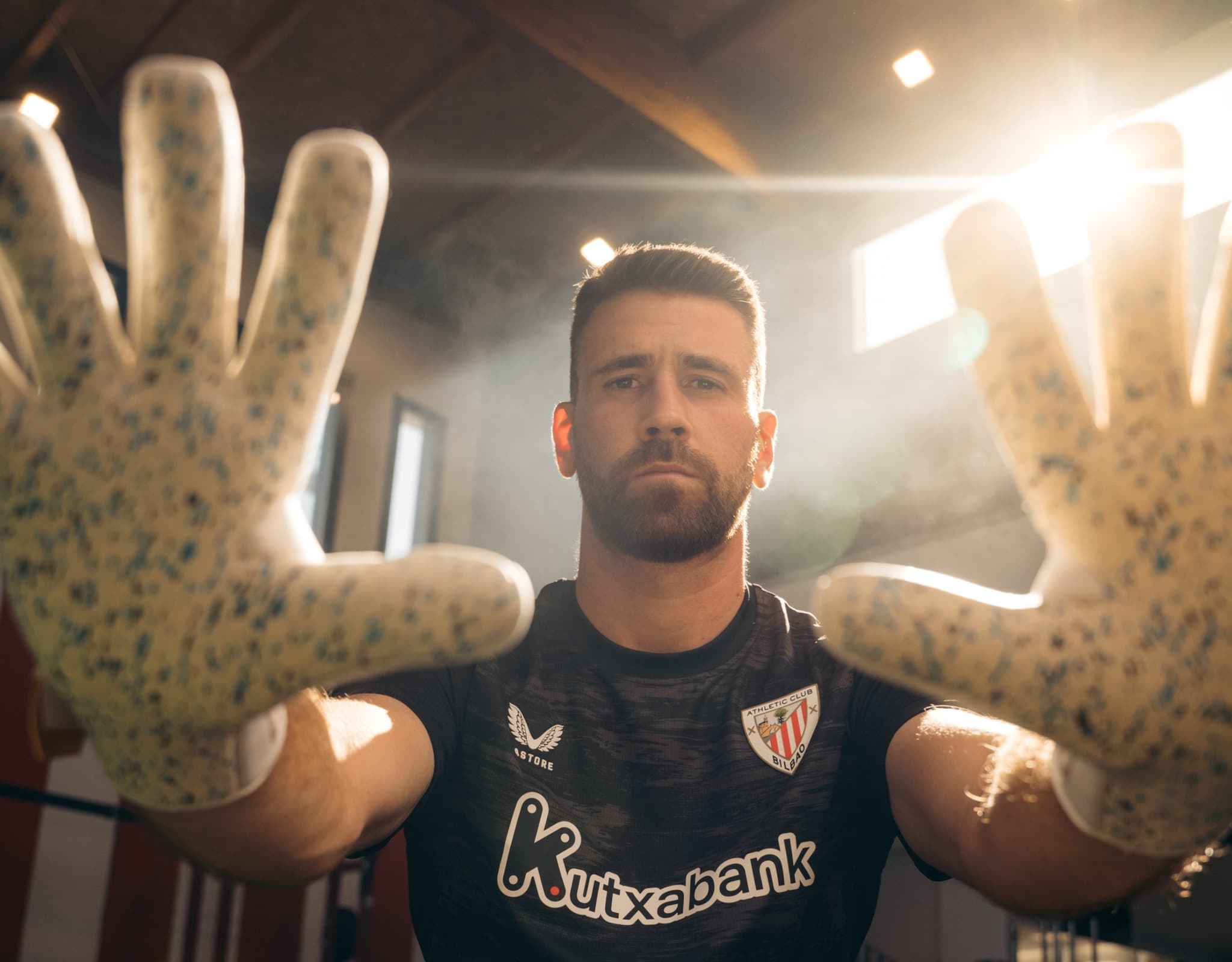 Terzic sobre Simón: "Es una historia maravillosa que demuestra que para ser el mejor del mundo no hay que marcharse del Athletic"