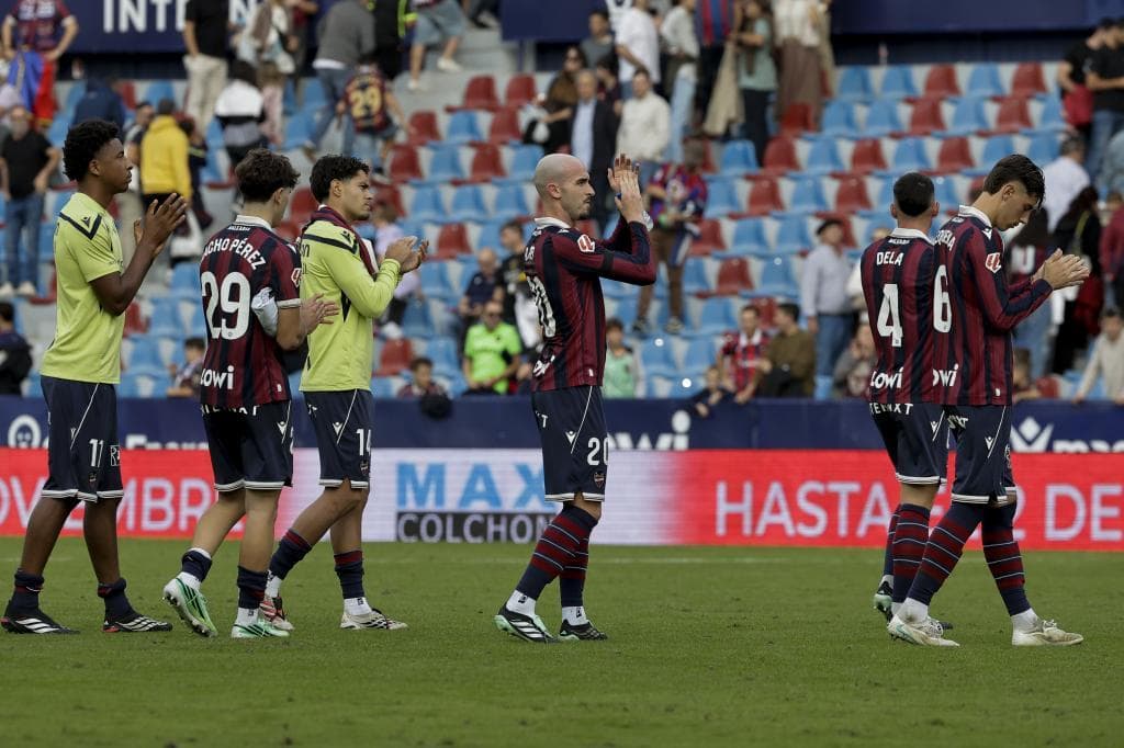 El Atlético moja la pólvora del Levante